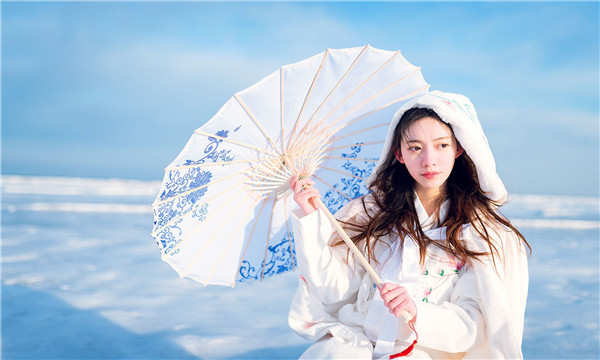 比如试管代怀生子多少钱一个？助孕之路的费用分析与方案选择